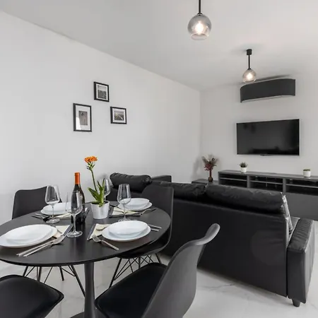 Bregha Apartment